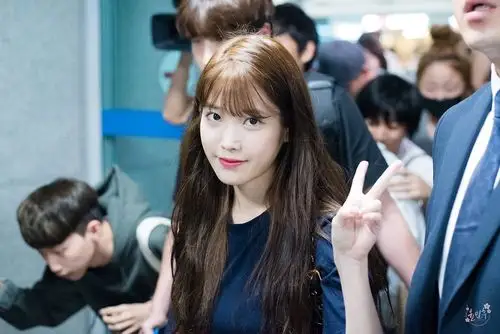 全世界最好的国民女神 iu 李智恩 #壁纸 #头像