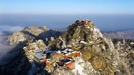 湖北武当山海拔最高多少米,徒步登顶需要多少小时呢?