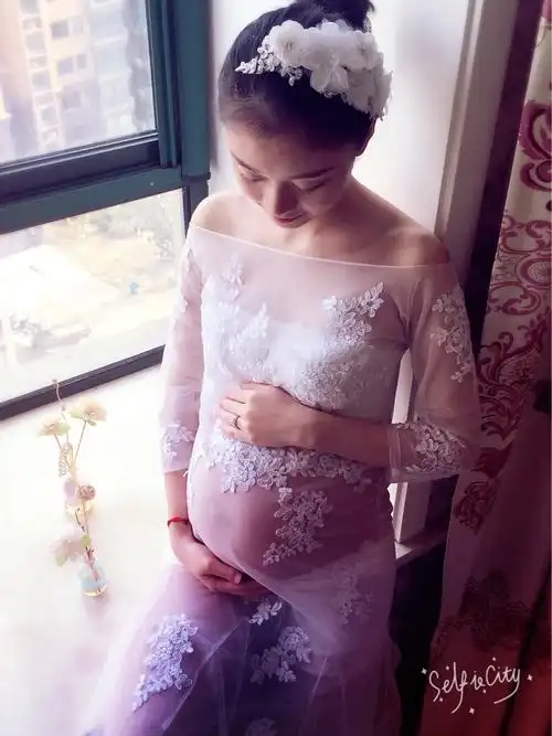 还是没忍住,自己在家拍了孕妇照