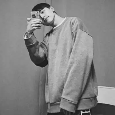 黑白头像霸气冷酷男生真人图片