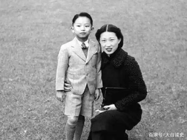 赵一荻与其儿子