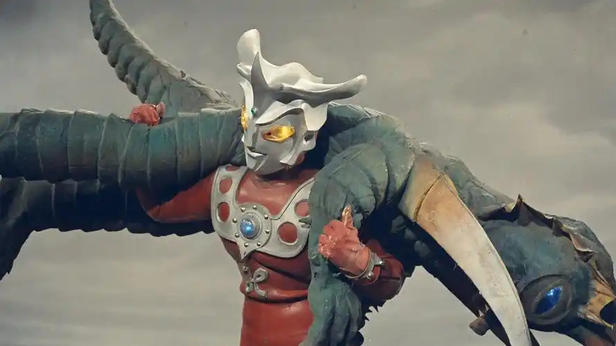 雷欧奥特曼官方剧照合集