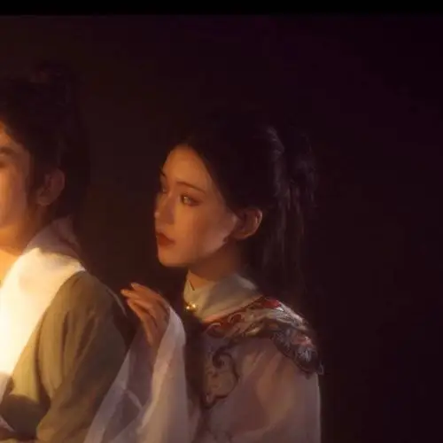 5月7日 21:33   关注  图源||微博  情侣头像 古风