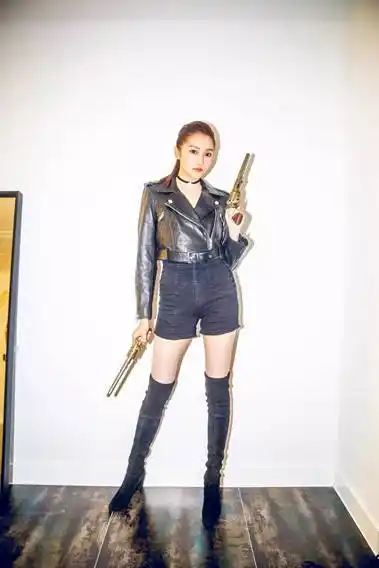 皮裤的正确打开方式关晓彤剑灵新造型初露性感