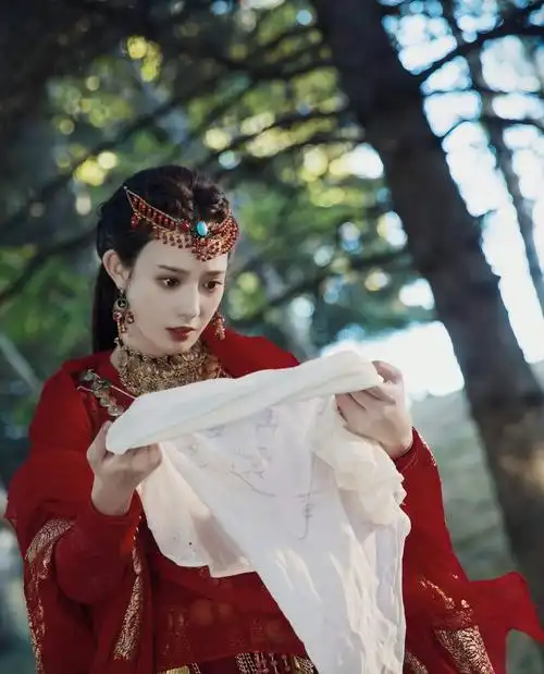 东宫 小枫 彭小苒