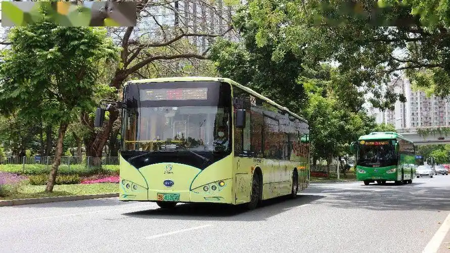 这台行驶里程超过 64 万公里的比亚迪 k8,来自深圳巴士集团的南头车队