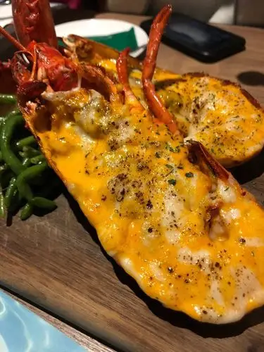 芝士焗波士顿龙虾