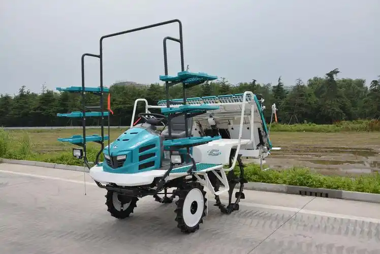 久保田高速插秧机2015款图像