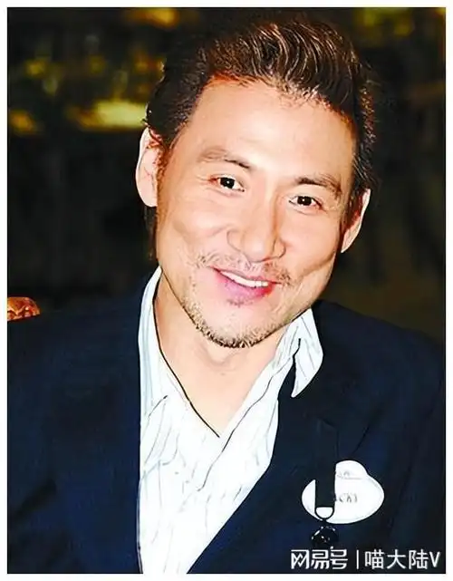 香港老牌男神近照有人七十多岁还神采奕奕有人60岁老态尽显