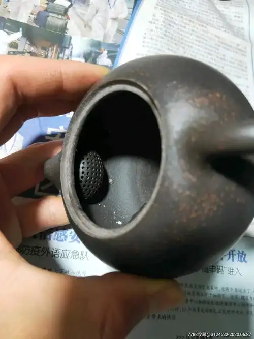 何国祥紫砂壶有收藏证书