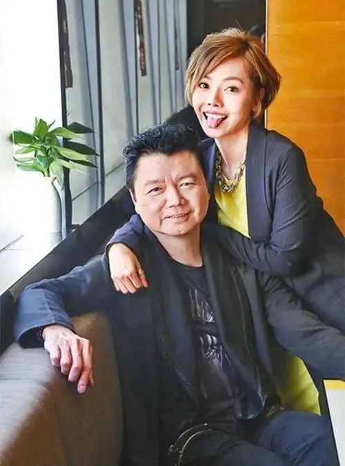 人月两团圆!35岁香港知名女演员中秋节结婚,自嘲终于嫁得出