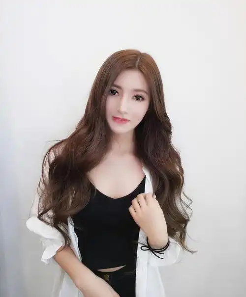 斗鱼喵小莎生活照写真颜值女主播喵小莎微博性感福利图片欣赏