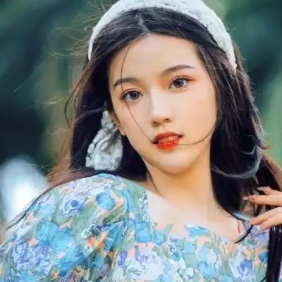 艺术气质头像女生唯美