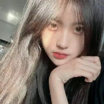 qq女生头像仙女味微微皱眉倾听你凋零的美