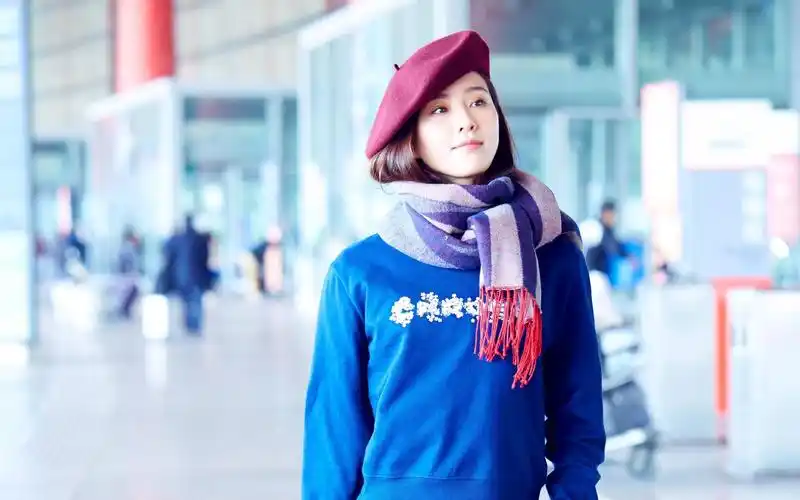 美女刘诗诗新春巴黎时尚写真桌面壁纸