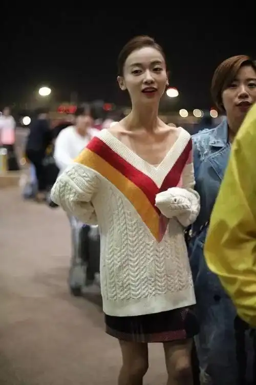 在囚妹儿看来啊虽然保持一个好的身材是非常重要的尤其是对于女明星来