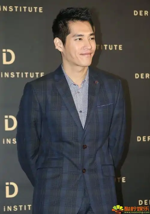 蓝正龙出场费蓝正龙代言费蓝正龙商演报价蓝正龙公司