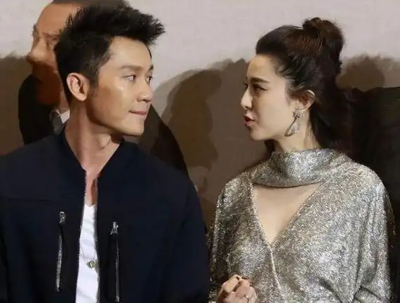 范冰冰疑似曝光新恋情和神秘男子街头搂腰亲吻当街撒狗粮