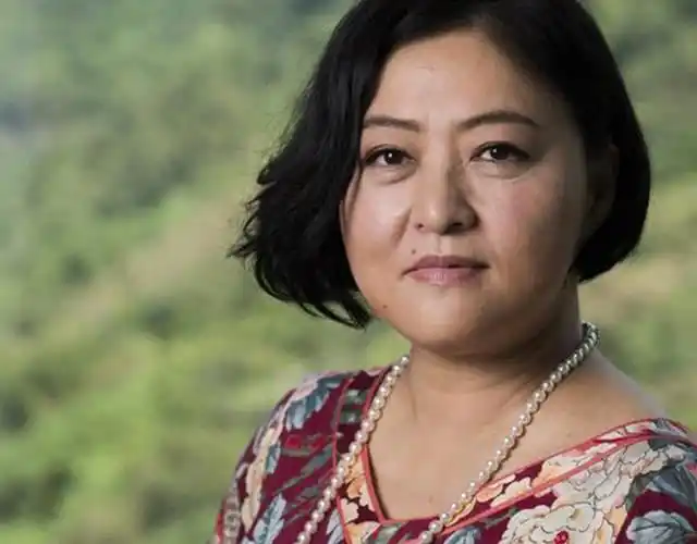 她投资京东和唯品会:身价超250亿,被誉女版巴菲特