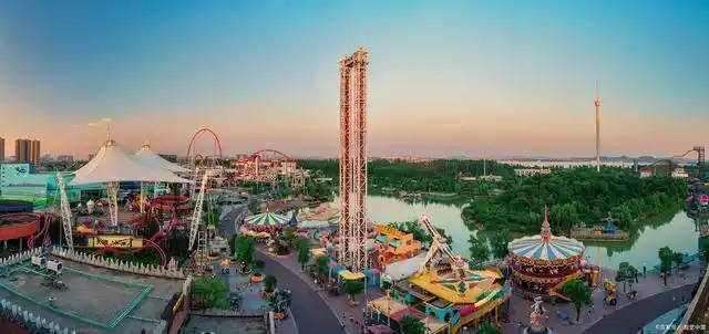 深圳欢乐谷有什么游乐项目它有九大主题区国家首批5a级景区