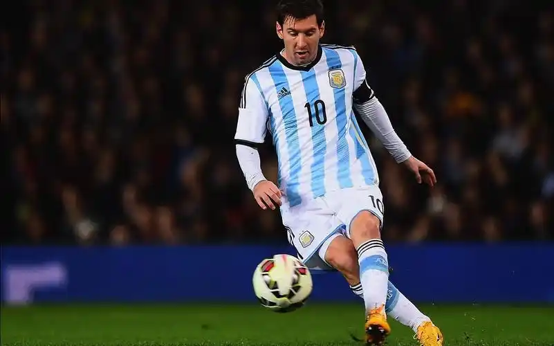 足球技巧丨梅西经典动作教学及训练方法