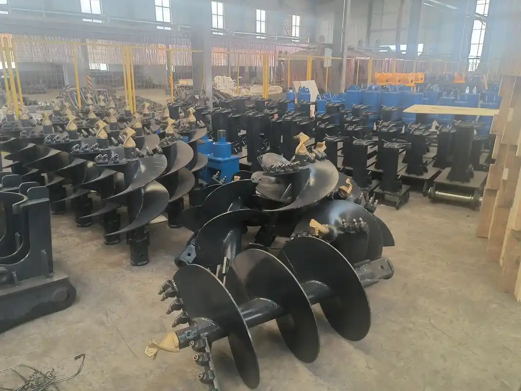 挖掘机螺旋钻 #螺旋钻机 #光伏项目 #挖掘机钻机 #地基 - 抖音