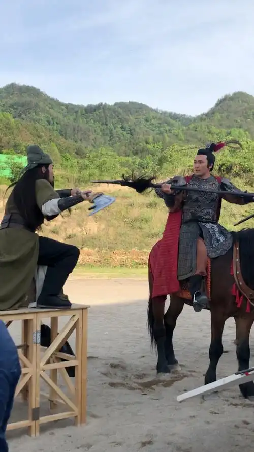 新三国骑马大战居然这么拍