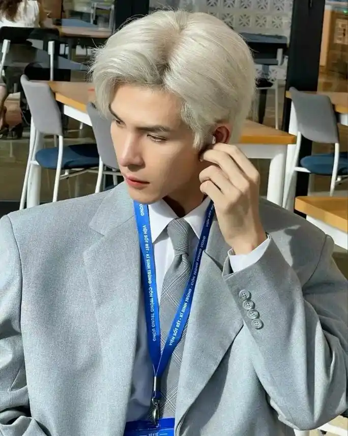 德尼邓 新晋男友…#denis邓 #fyp @dou 小助 - 抖音