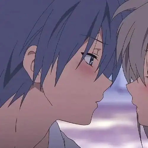 动漫情侣头像|你能陪我一起度过这个夏天吗