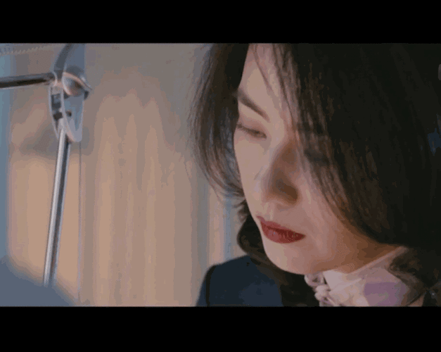 "女神"高圆圆:19岁陷情人劫,最终嫁给赵又廷,背后有多少故事_腾讯新闻