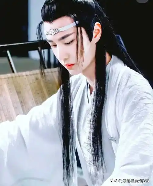 赵丽颖与凤行陈建斌肖战杨幂檀健次杨洋王一博最新动态