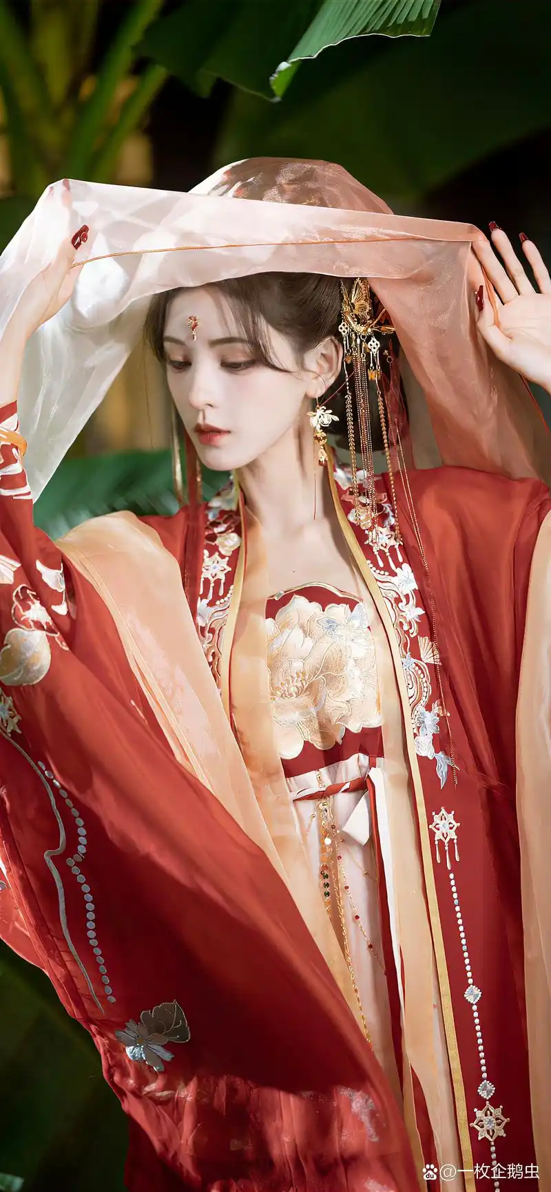 吟诵诗千卷,才发现最美的诗是你#张予曦# #养眼美女# #古装