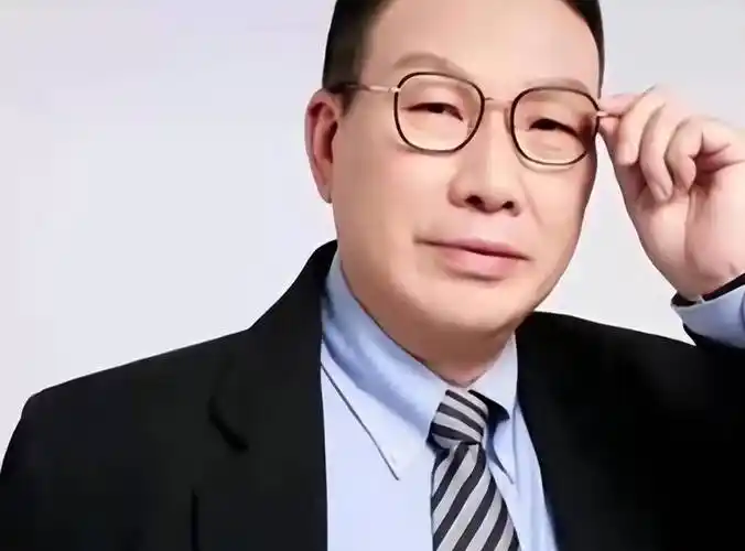 潘克律师一直支持许妈姚爸爸,在李圣律师的配合下,相信真相并不遥远