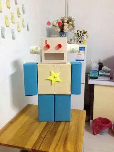 育花路幼儿园2020年春季"停课不停学"活动方案——废旧利用之炫酷机器