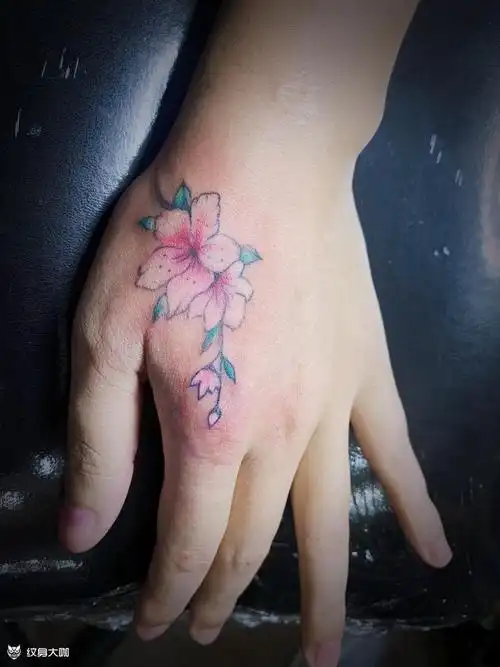 手背花_纹身图案手稿图片_墨兮的纹身作品集