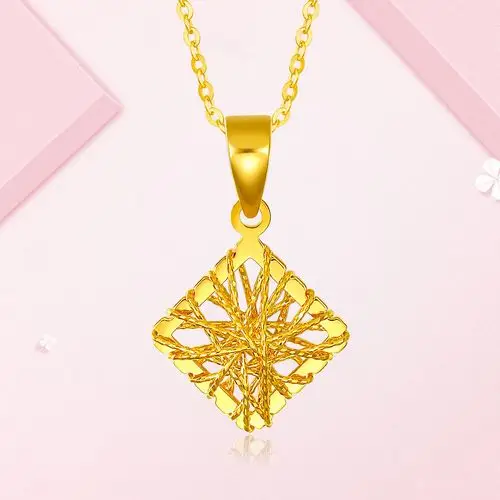 鸣钻国际18k金吊坠黄金镂空菱形时尚锁骨链坠k金项链女夏原创设计