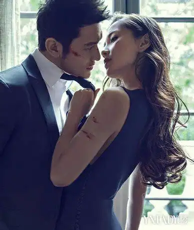 angelababy昨日25岁生日,男友黄晓明化身"都敏俊"连人带车施展"瞬间