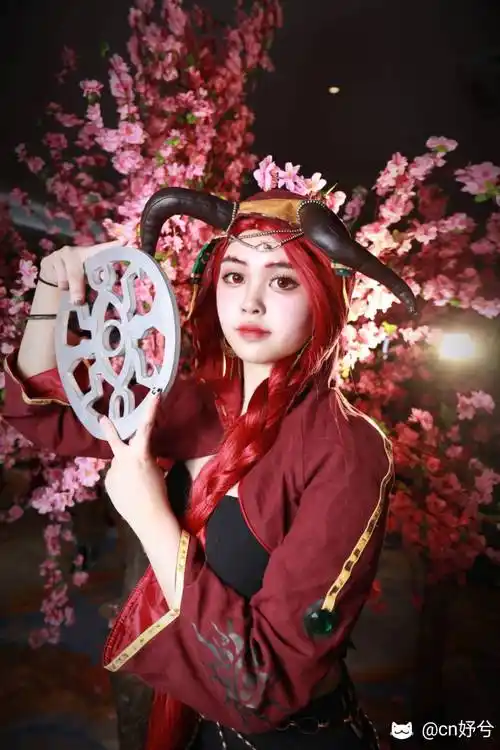 第五人格祭司原皮cos