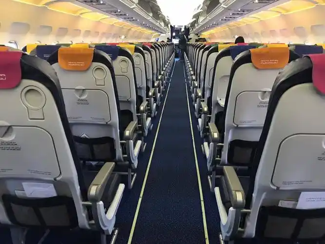 nesma airlines 飞机 经济舱 室内照片