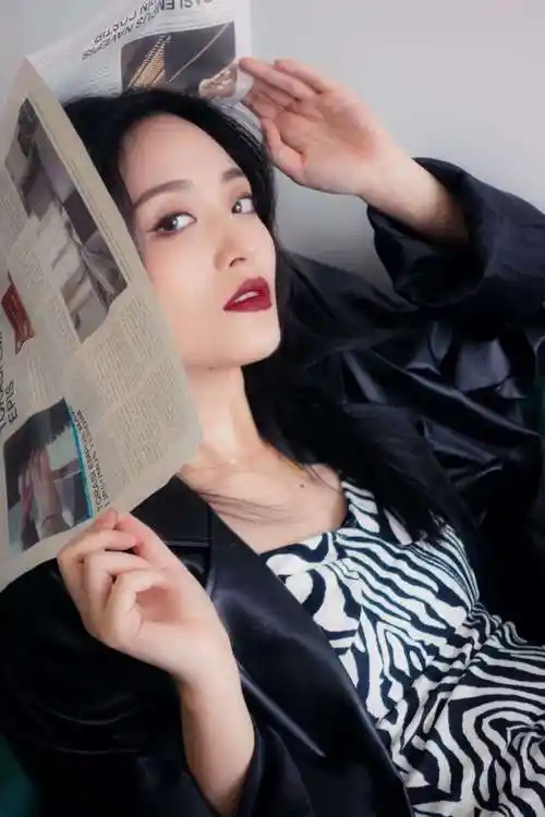 抖音达人柚子cici酱手撕渣男涨粉千万偶尔也想演坏女人