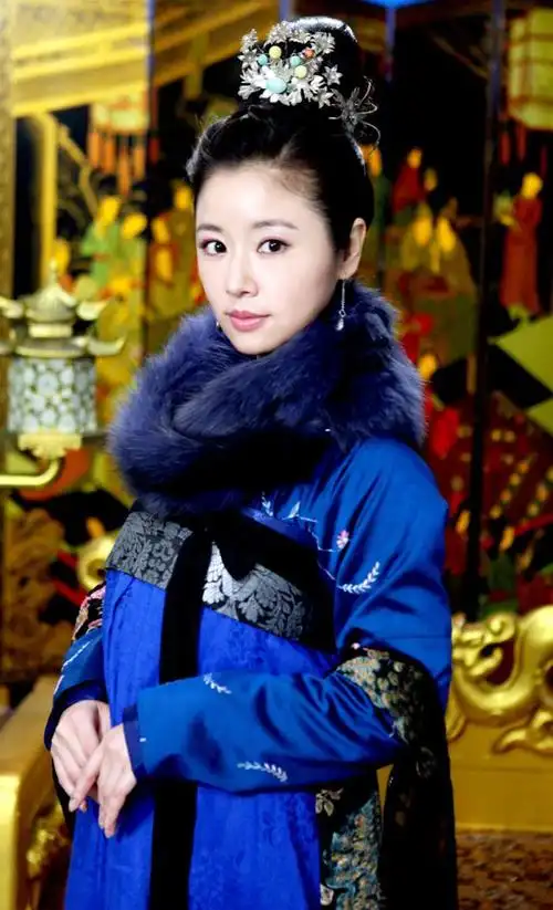 倾世皇妃林心如古装剧照