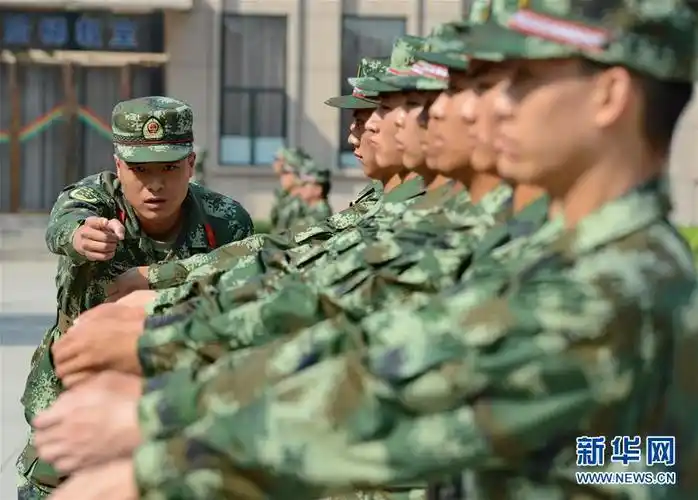 这些新兵经过训练后将分赴边海防一线执勤图2