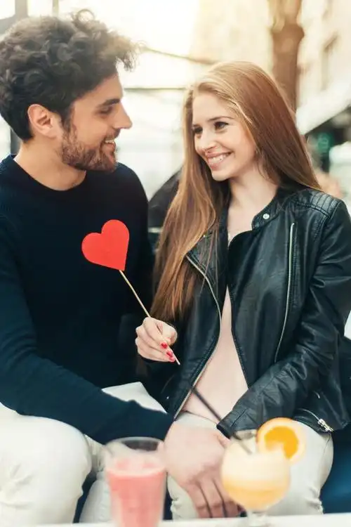 在一段关系中女人太过于主动男人反而不会珍惜