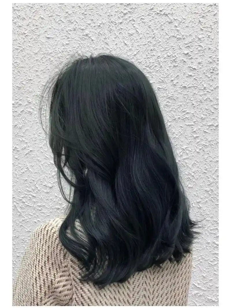 墨绿色头发 平常看是黑色,仔细看是墨绿色,不用漂色,0/88 8/2 0/00 12