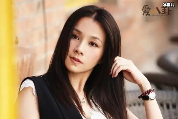 何琳被曝是陈坤前妻吗(陈坤沉默疑似默认?