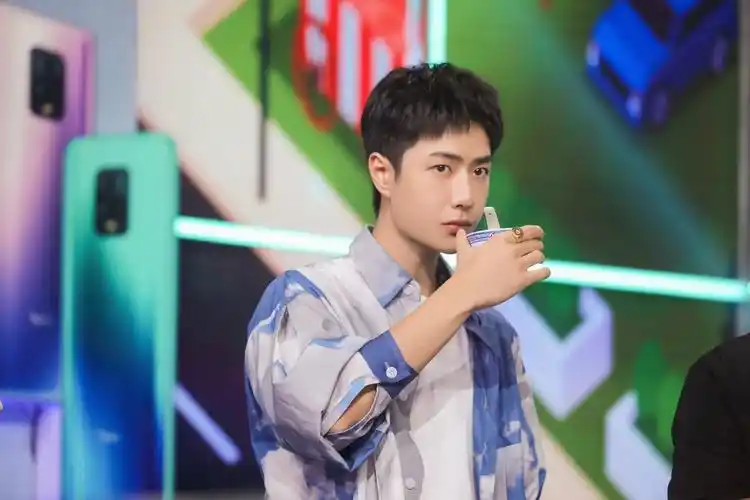 官博更博:#王一博# · #天天向上王一博# … - 堆糖,美图壁纸兴趣社区