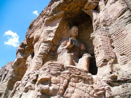 山西大同云冈石窟风光