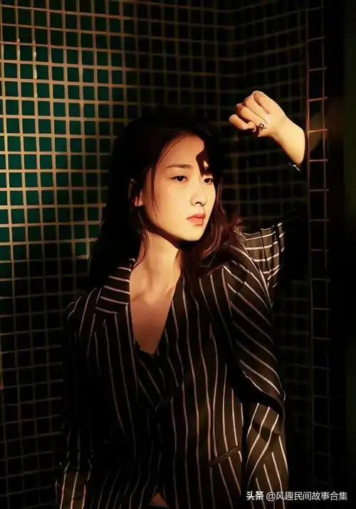 何雨虹,出生于山东省青岛市,明星壁纸百看不厌_网易订阅