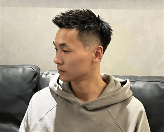 帅气时髦的前刺发型,简单自然又大气_飞机_技术_教程