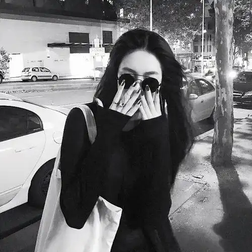 黑白女头 自调/甜似洝洝入梦